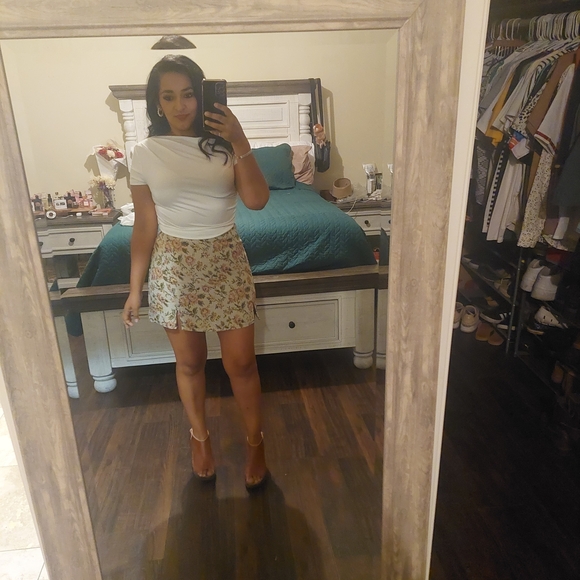 SHEIN Pink Floral Mini Skirt - Picture 7 of 7